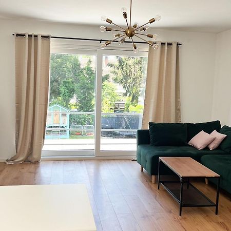 2 Zkb Apartment In Mannheim Kueche - Parken - Grosser Tv Kültér fotó