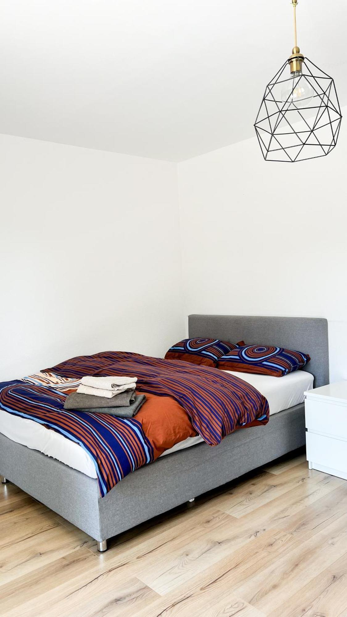 2 Zkb Apartment In Mannheim Kueche - Parken - Grosser Tv Kültér fotó