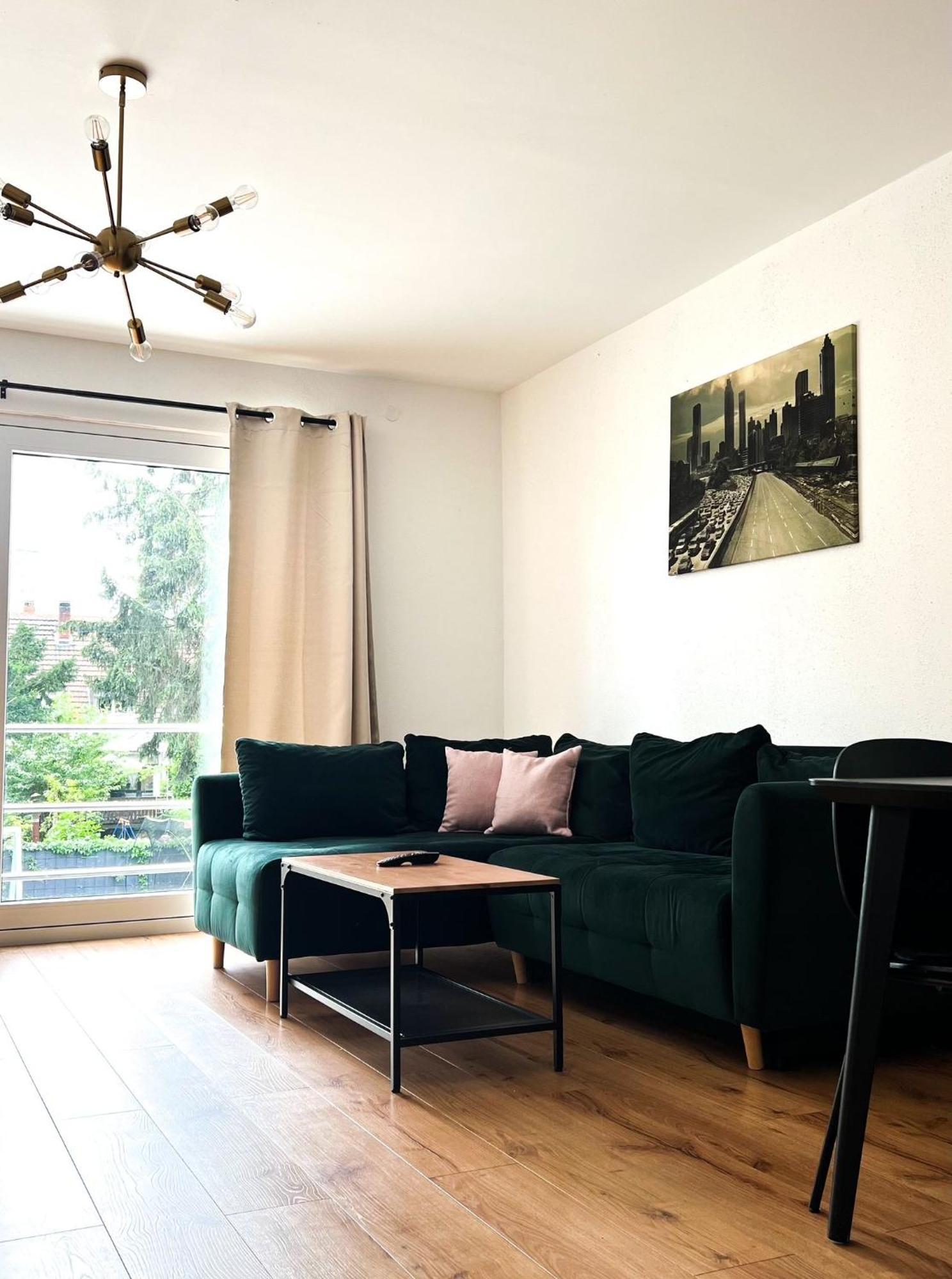 2 Zkb Apartment In Mannheim Kueche - Parken - Grosser Tv Kültér fotó